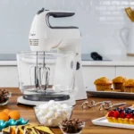 Oster Batidora de Mano y Pedestal, con Tazón de Vidrio, de 6 Velocidades, Blanca, FPSTHS3611 - Image 2